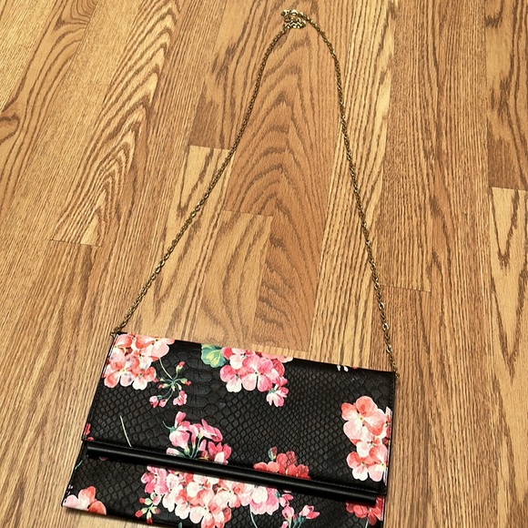 Black Floral Clutch/Purse - Picture 7 of 8